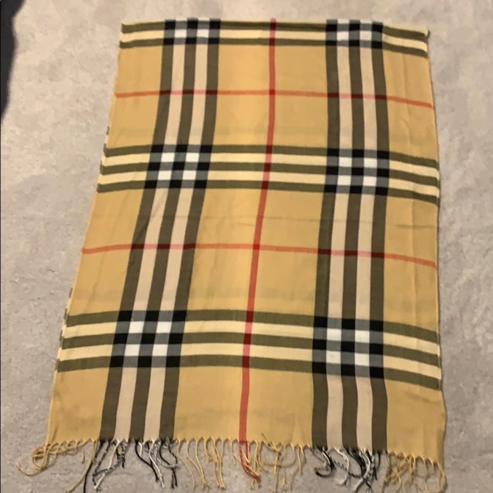 SCARF 🧣 - Picture 2 of 2